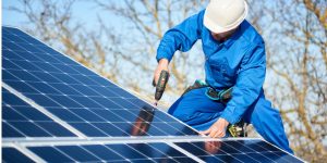 Installation Maintenance Panneaux Solaires Photovoltaïques à Menil-sur-Belvitte